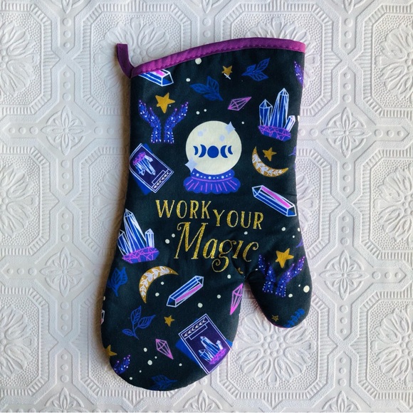 Work Your Magic Halloween Decor 3 pc - Picture 15 of 15